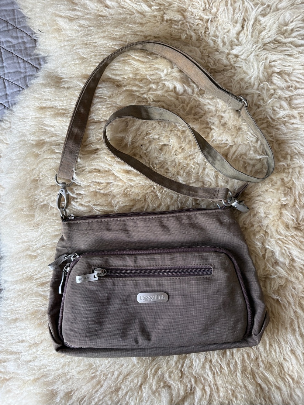 Baggallini Brown Crossbody Bag - Lightweight Everyday Shoulder Bag